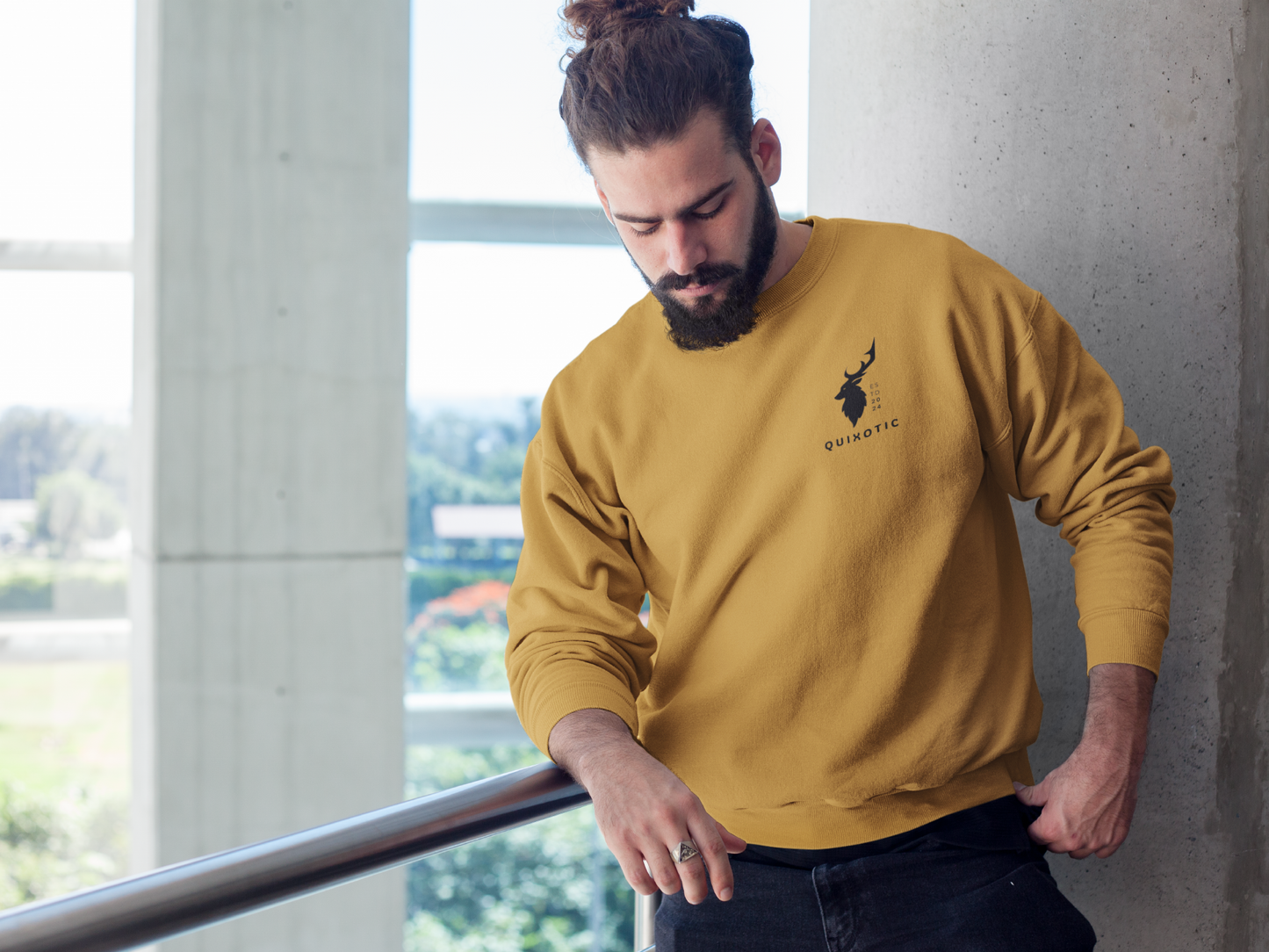 Core Essential Sweatshirt - Mustard